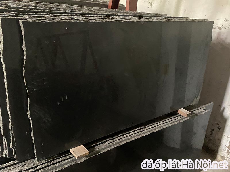 đá granite đen ánh kim
