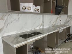 Đá lamar trắng ốp bếp